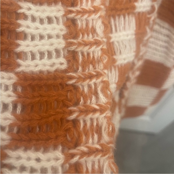 BiBi Caramel Checkered Cardigan - Picture 7 of 8